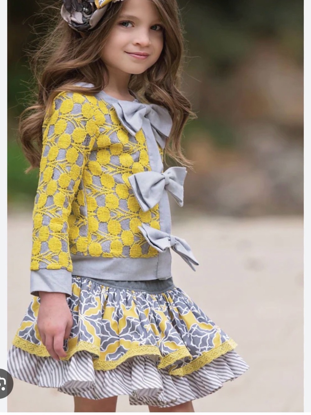 NWT Persnickety Yellow and Gray Girls Matching Set with Bows girls 7